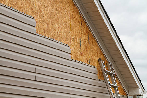 24/7 Emergency Siding Repair experts in Flat Rock, NC